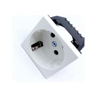 45x45 Çocuk Korumalı Topraklı Priz Çekirdeği 45 Derece Beyaz 5 Adet Mutlusan