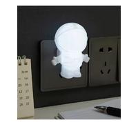 Astronat Fişli Gece Lambası Anahtarlı Ledli Beyaz Işık